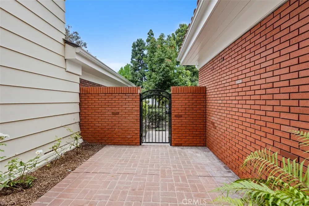 2 Belcourt Newport Beach, CA 92660