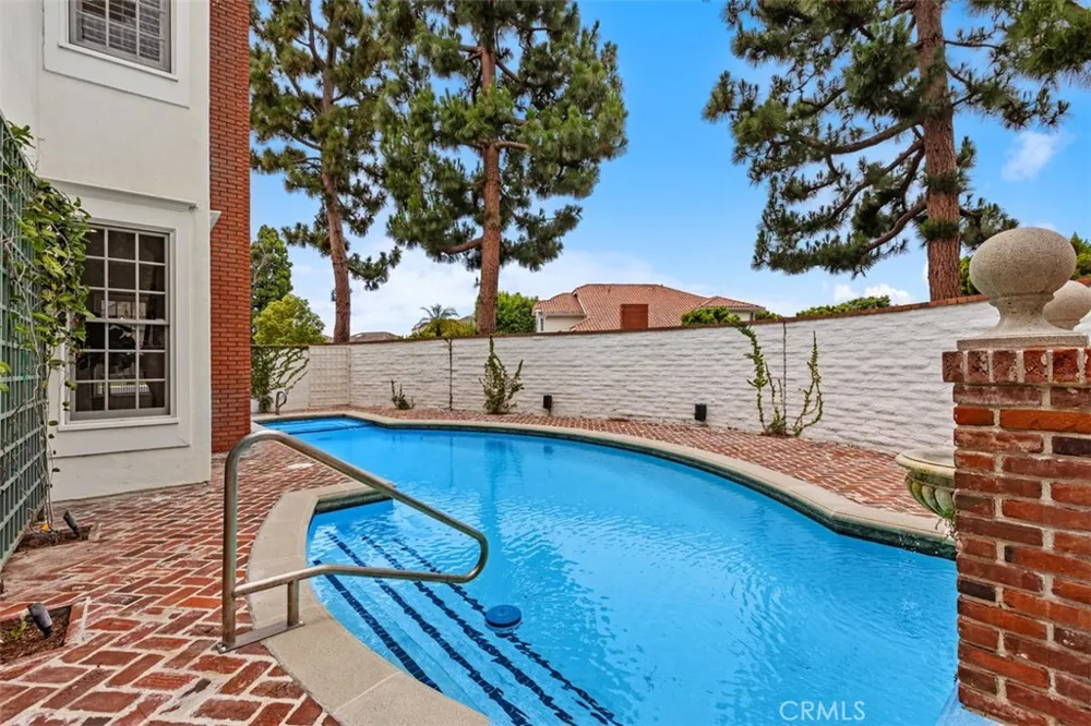 2 Belcourt Newport Beach, CA 92660