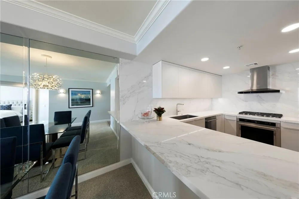 1500 E Ocean Boulevard #206 Long Beach, CA 90802