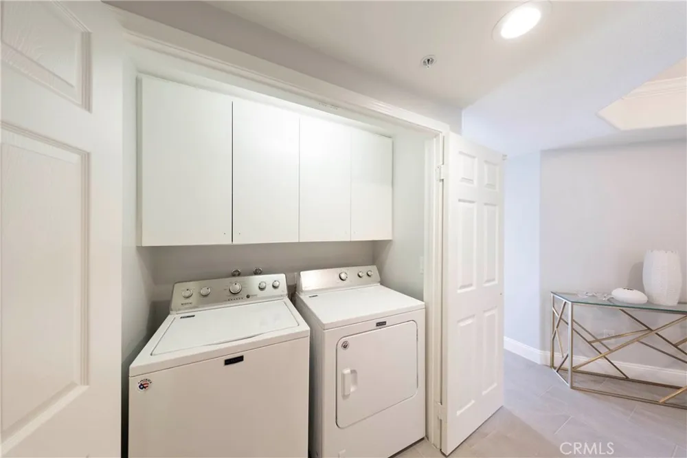 1500 E Ocean Boulevard #206 Long Beach, CA 90802