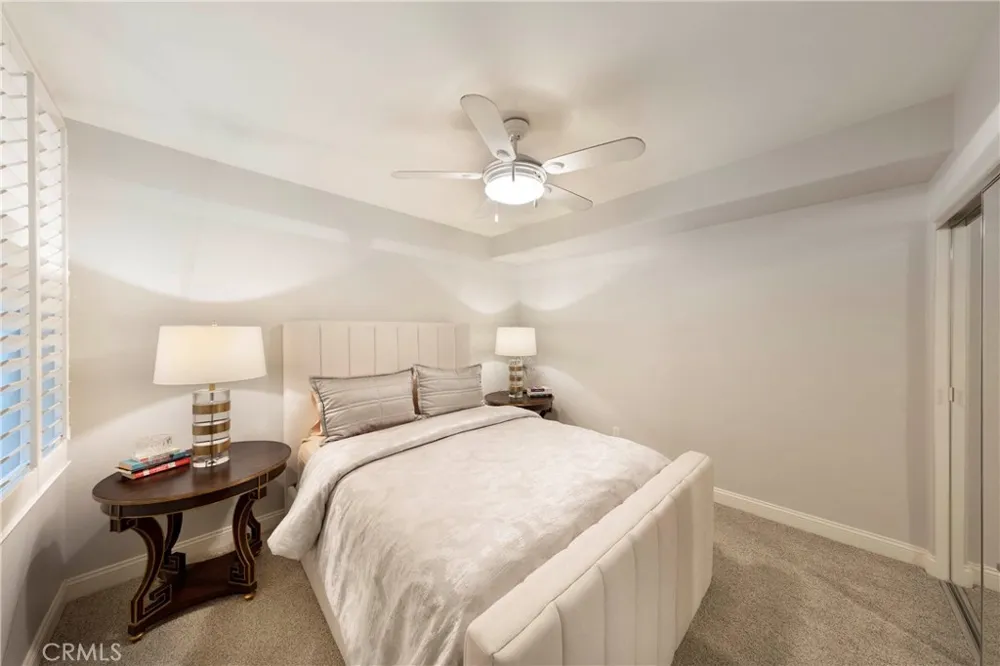 1500 E Ocean Boulevard #206 Long Beach, CA 90802
