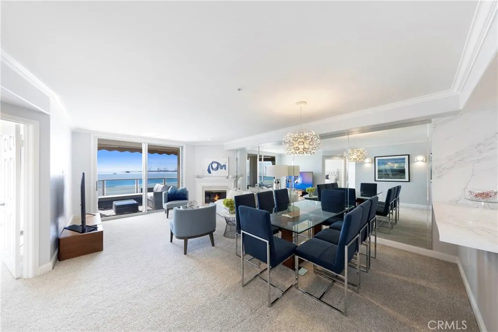 1500 E Ocean Boulevard #206 Long Beach, CA 90802