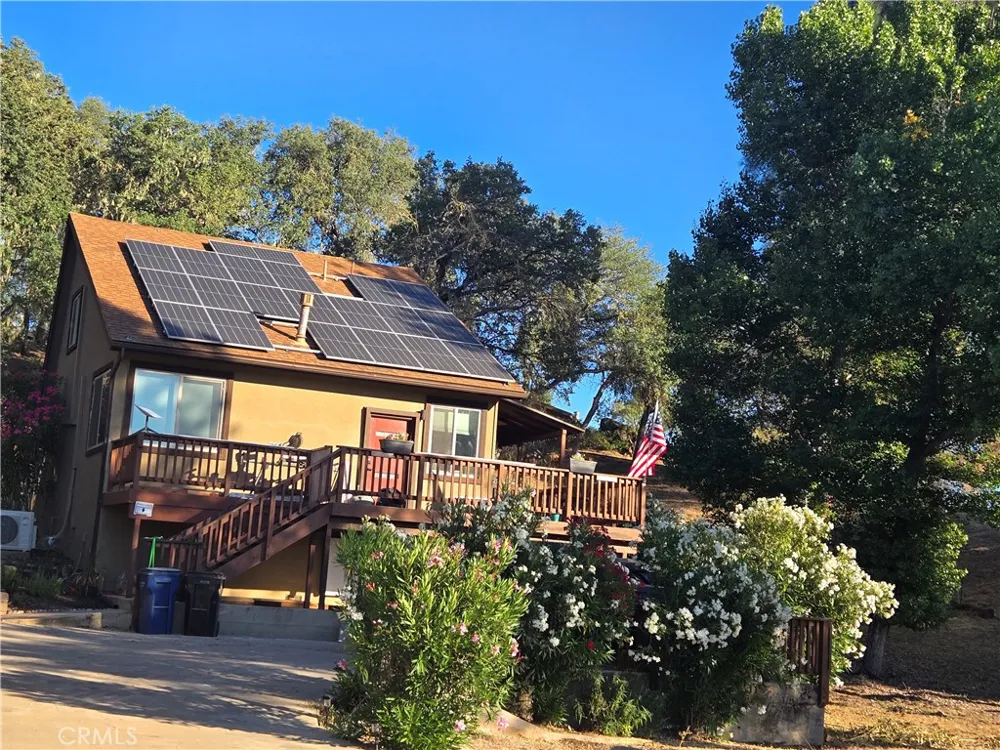 2778 Oak Shores Drive Bradley, CA 93426