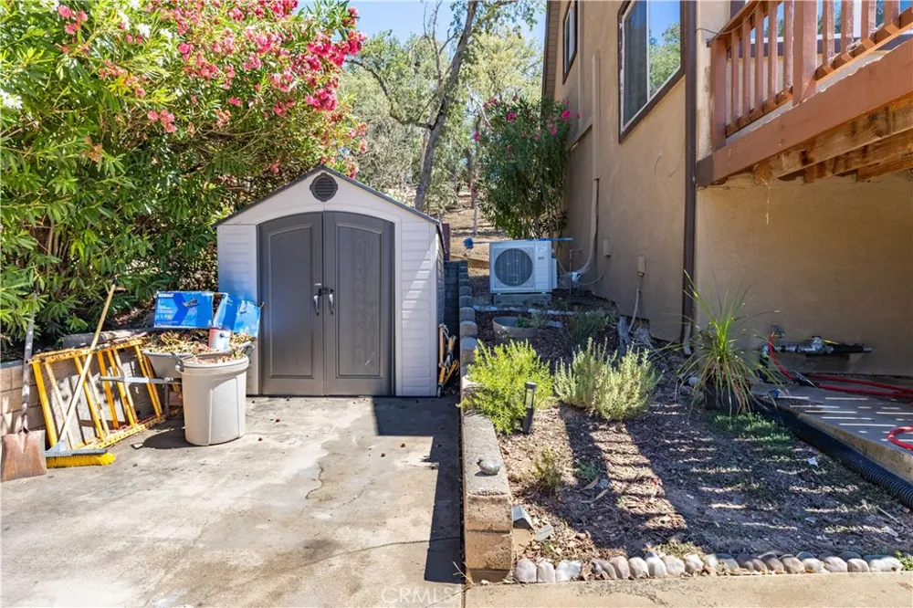 2778 Oak Shores Drive Bradley, CA 93426