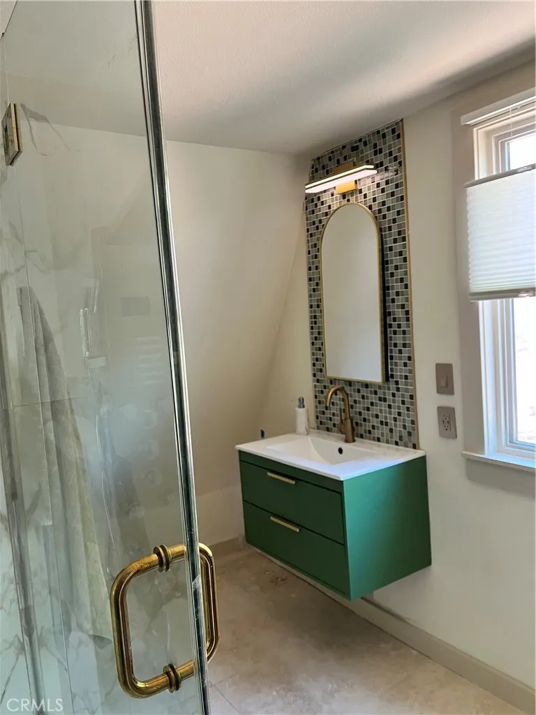 2778 Oak Shores Drive Bradley, CA 93426