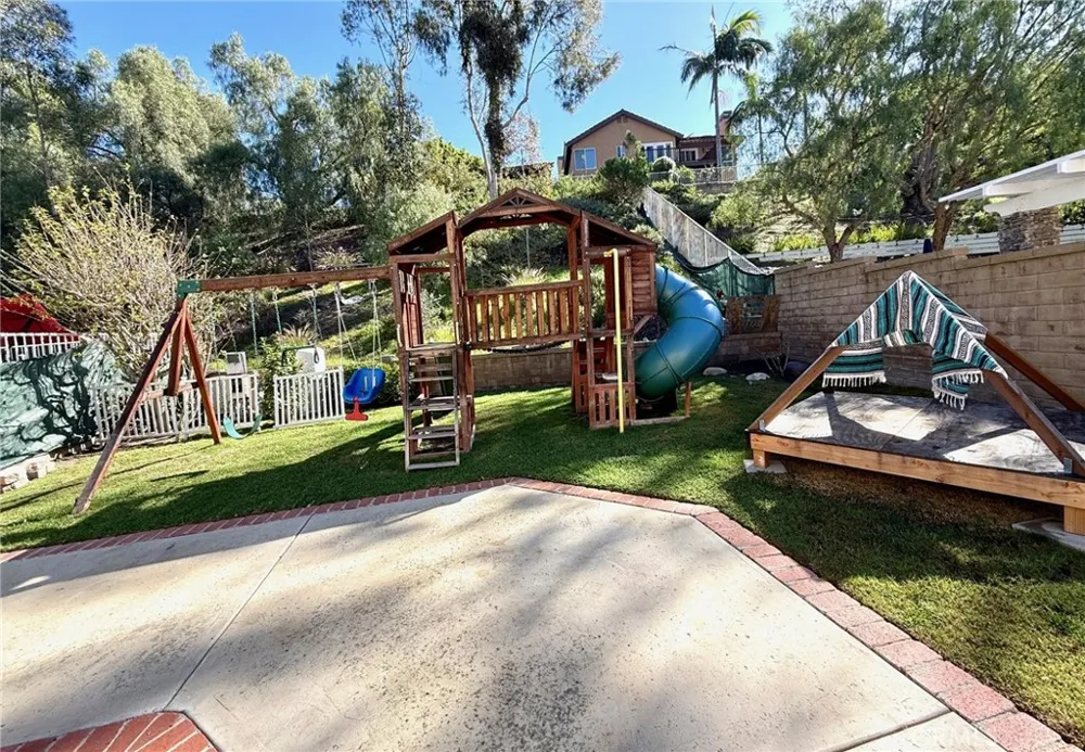 31952 La Subida Rancho Santa Margarita, CA 92679
