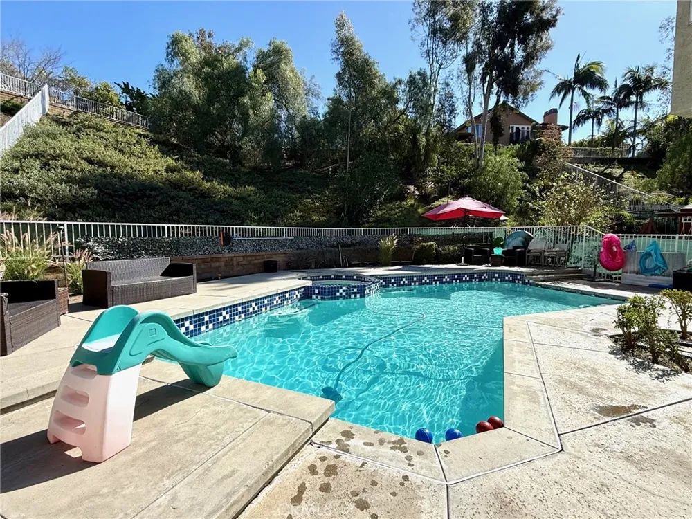 31952 La Subida Rancho Santa Margarita, CA 92679
