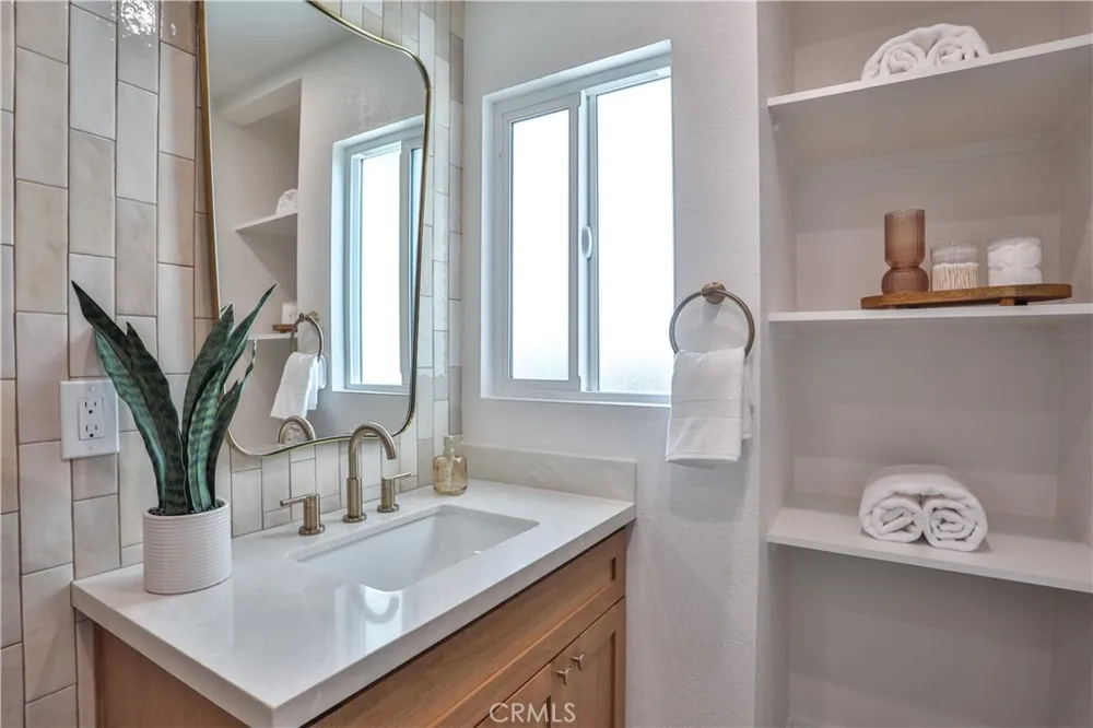 26471 Via Cuervo Mission Viejo, CA 92691