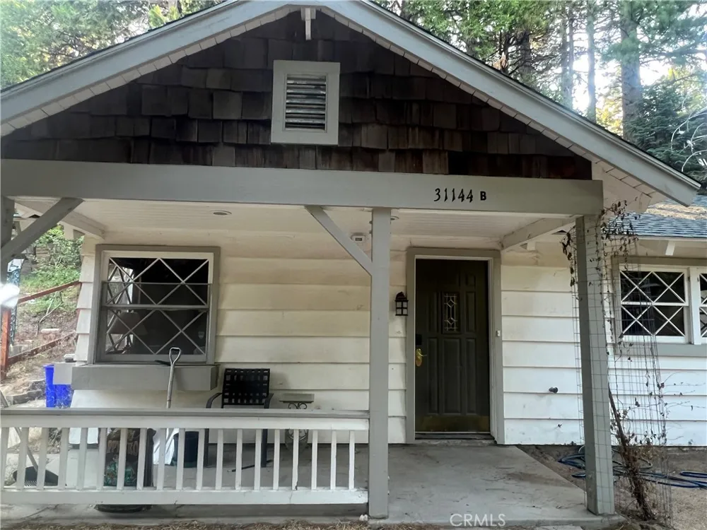 31144 All View Running Springs, CA 92382
