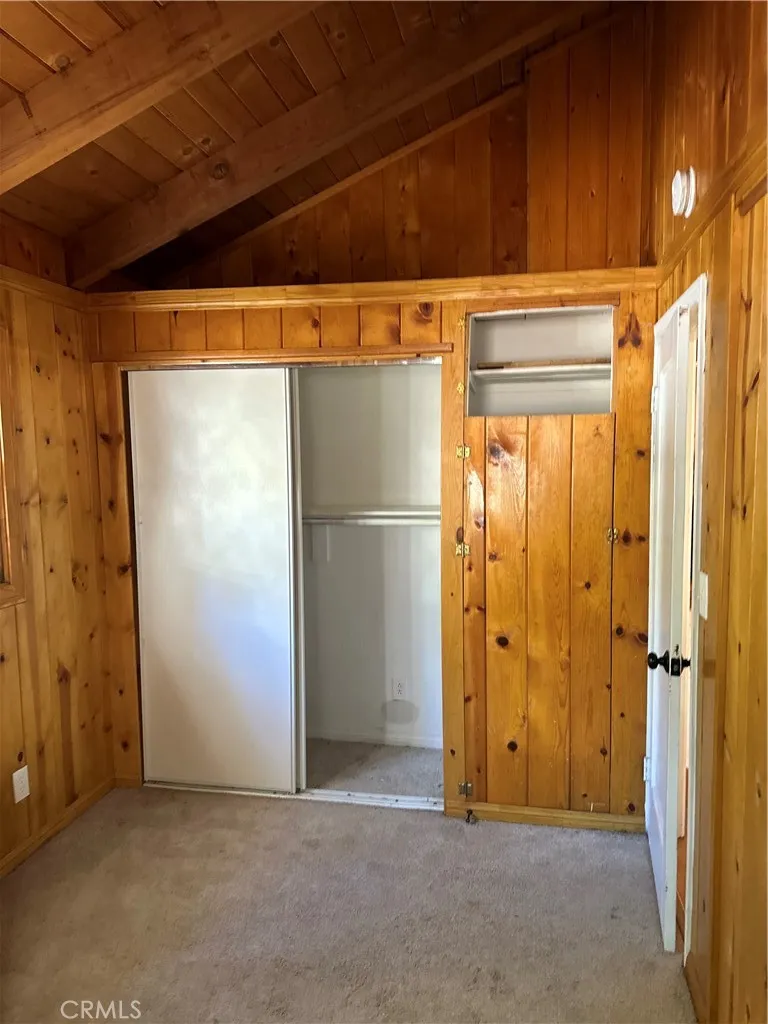 31144 All View Running Springs, CA 92382
