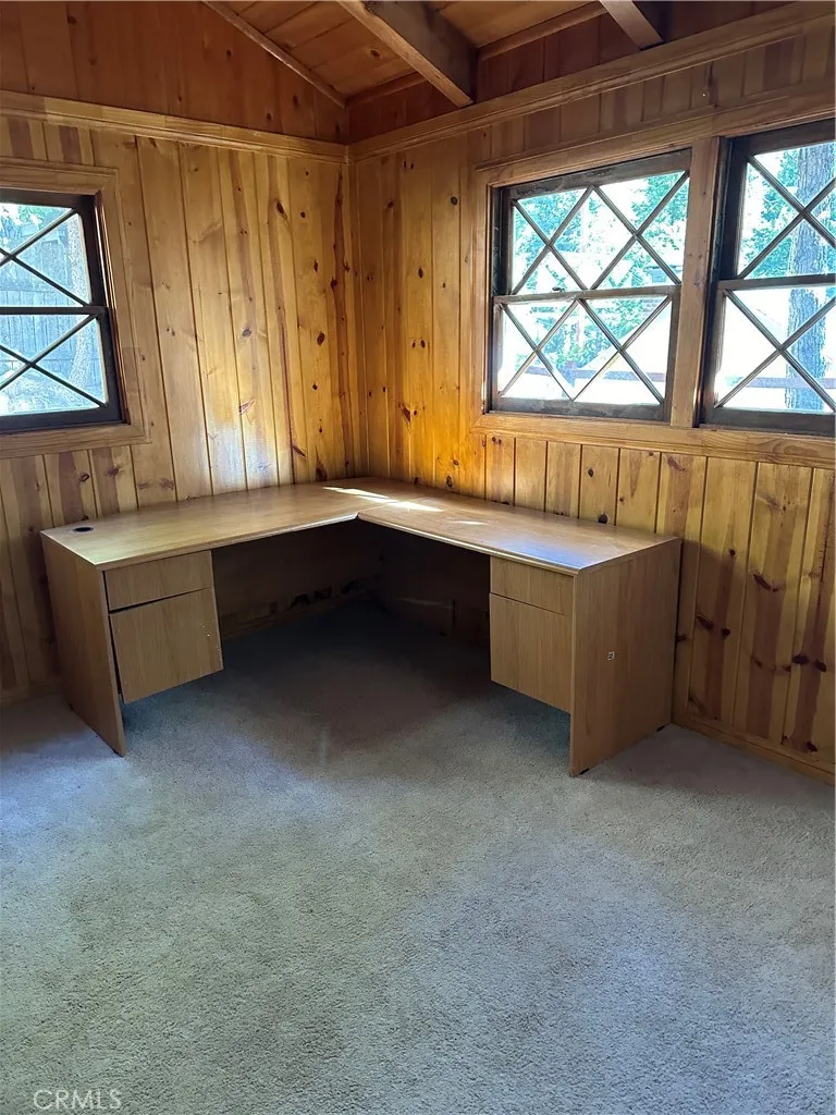 31144 All View Running Springs, CA 92382