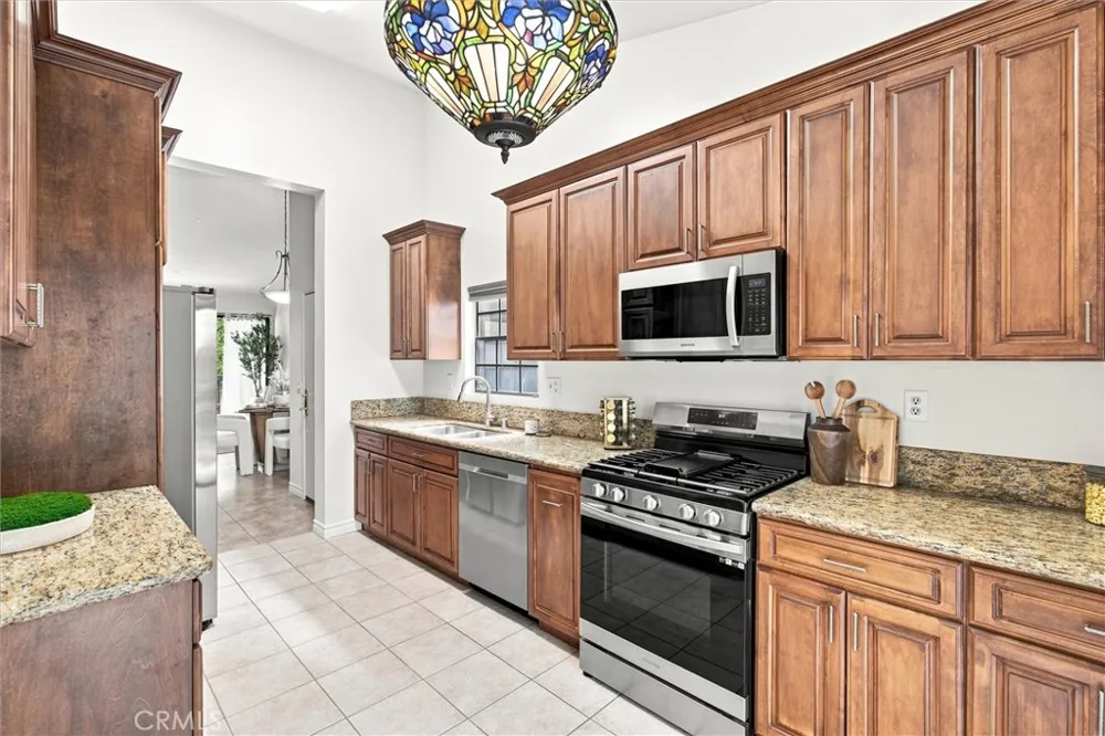 2538 W Macarthur Boulevard ##J Santa Ana, CA 92704