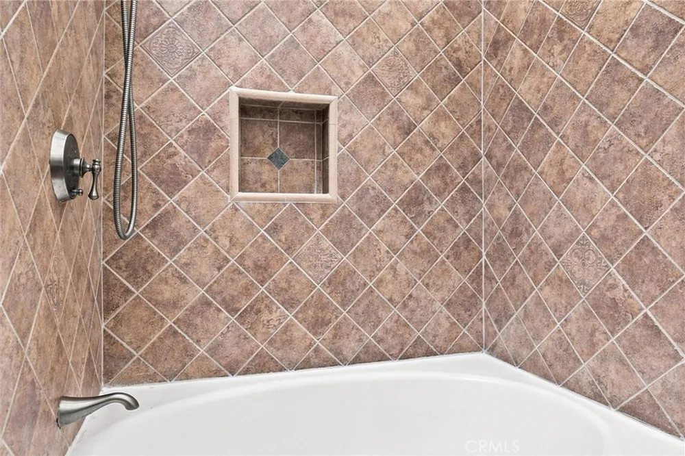 2538 W Macarthur Boulevard ##J Santa Ana, CA 92704