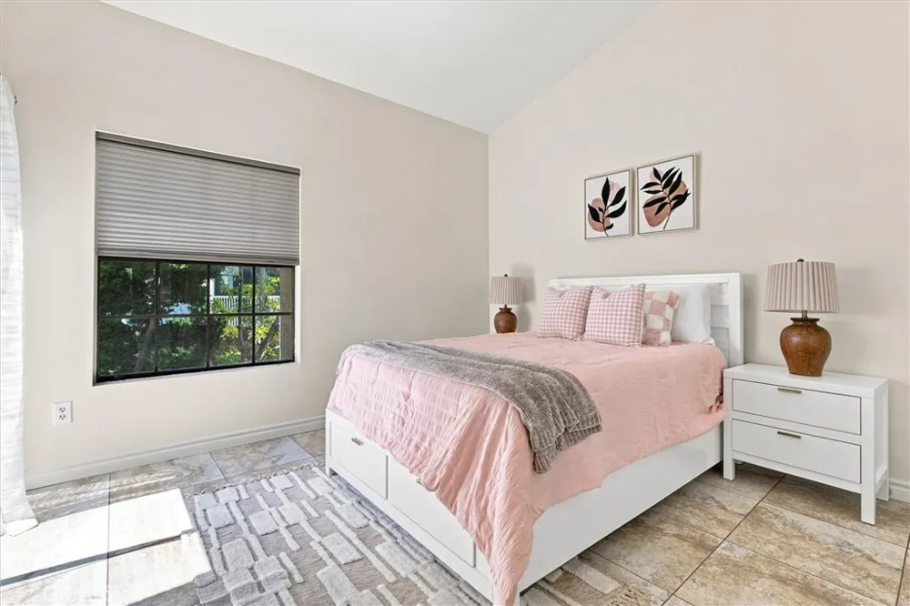 2538 W Macarthur Boulevard ##J Santa Ana, CA 92704