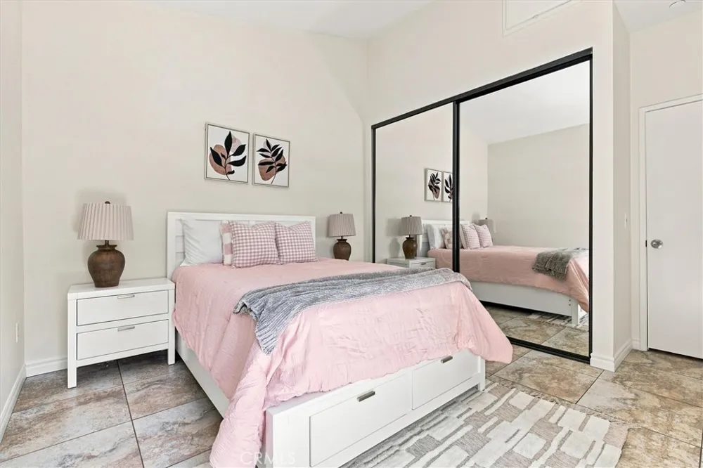 2538 W Macarthur Boulevard ##J Santa Ana, CA 92704