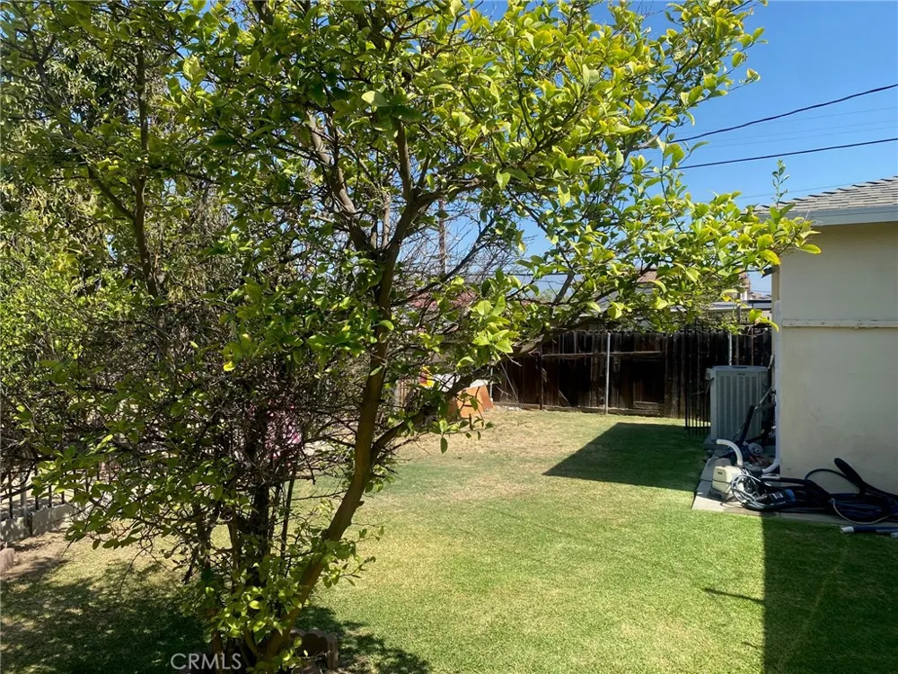 653 Molinar La Puente, CA 91744
