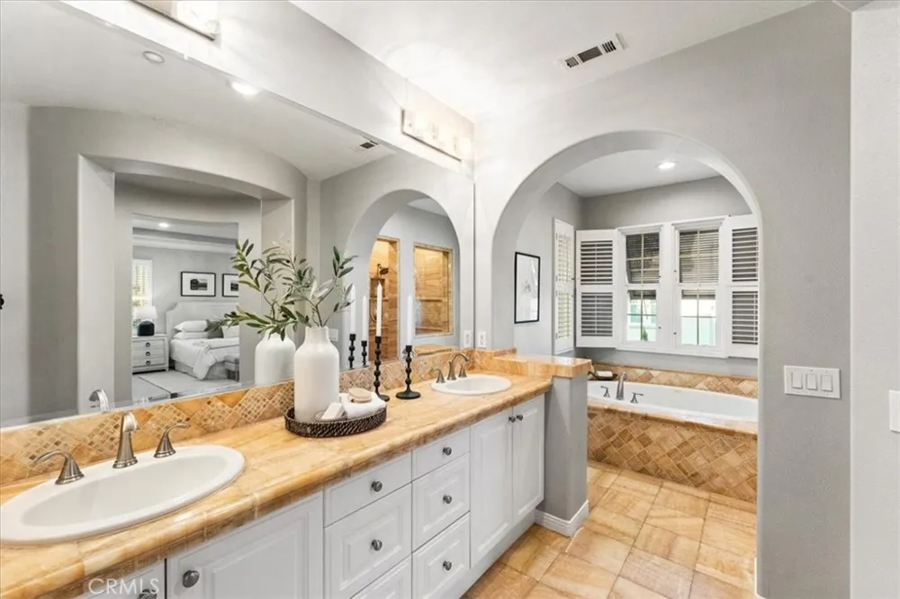 21338 BALERMA LANE Huntington Beach, CA 92648