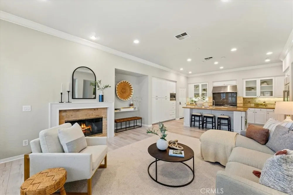 21338 BALERMA LANE Huntington Beach, CA 92648