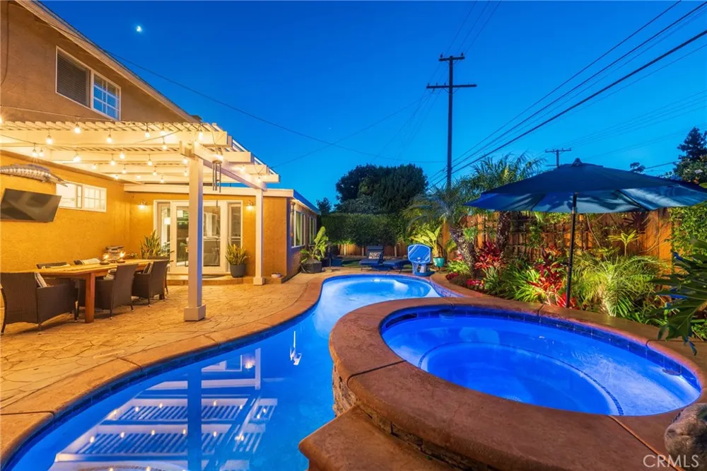 5721 Trinette Garden Grove, CA 92845