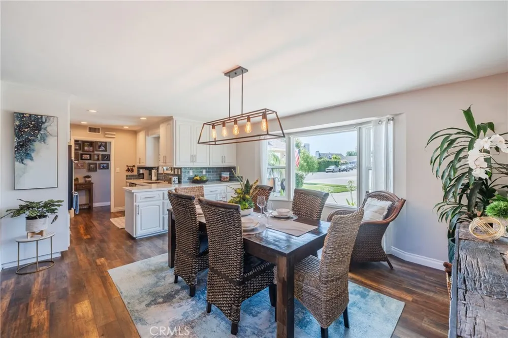 5721 Trinette Garden Grove, CA 92845
