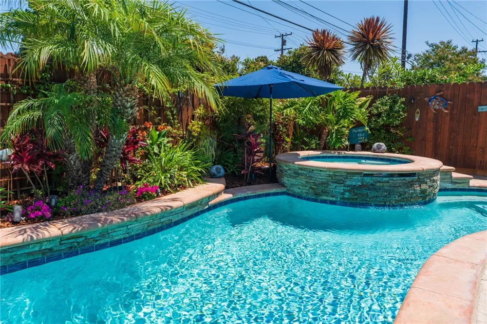 5721 Trinette Garden Grove, CA 92845