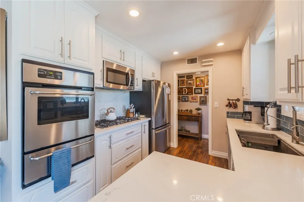 5721 Trinette Garden Grove, CA 92845