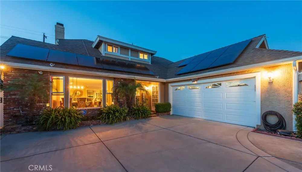 5721 Trinette Garden Grove, CA 92845