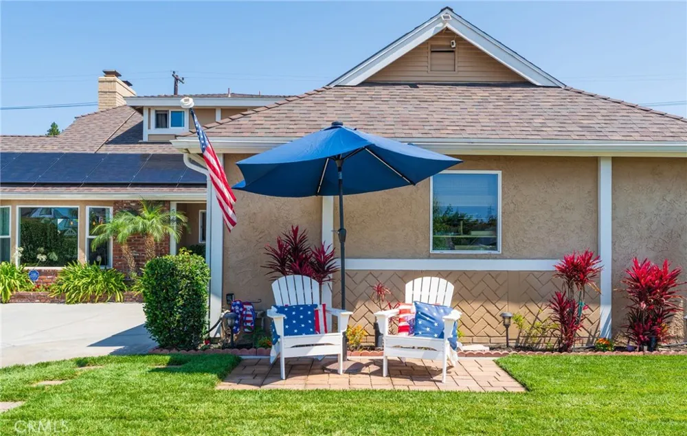 5721 Trinette Garden Grove, CA 92845