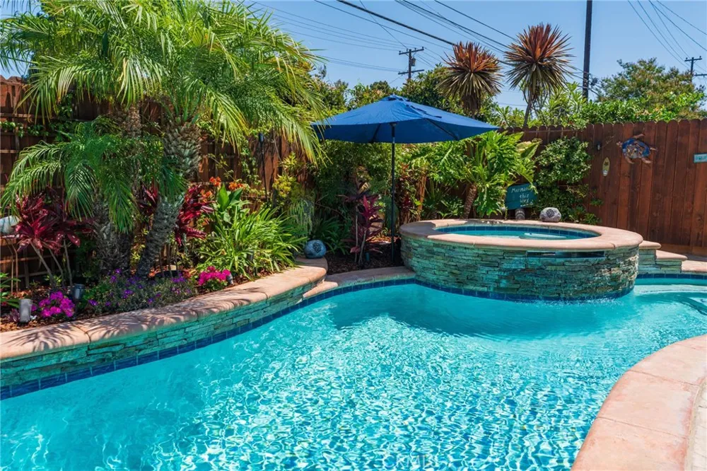 5721 Trinette Garden Grove, CA 92845