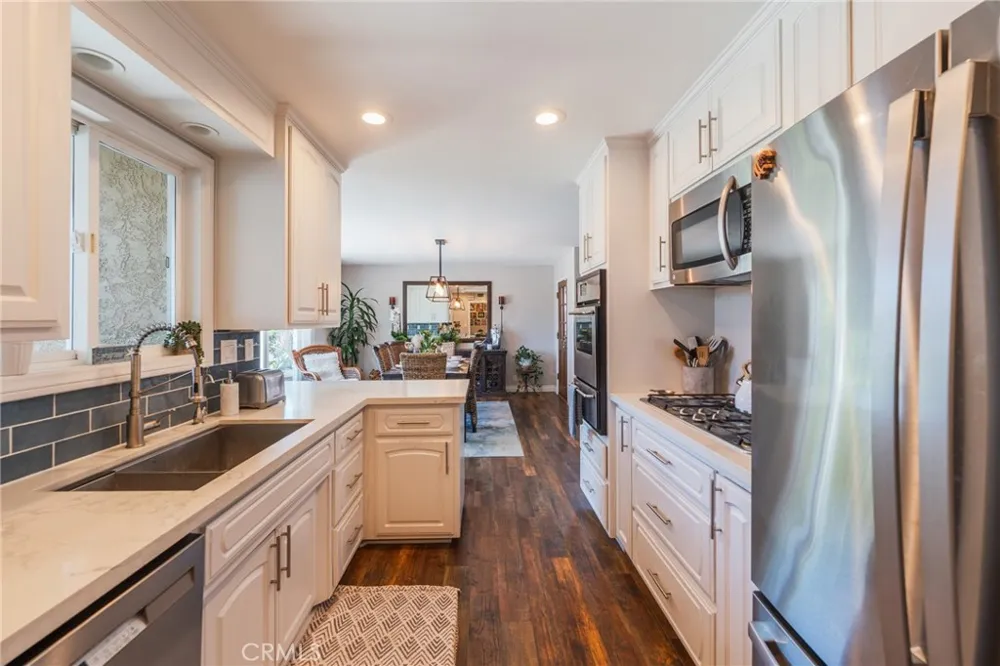 5721 Trinette Garden Grove, CA 92845