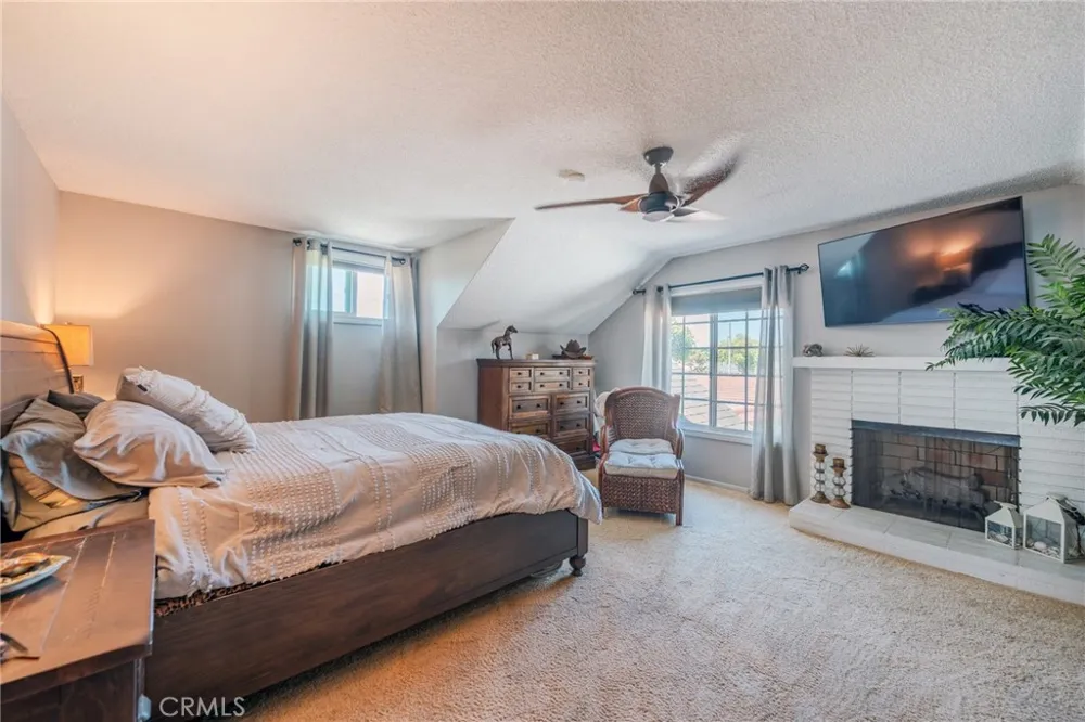 5721 Trinette Garden Grove, CA 92845