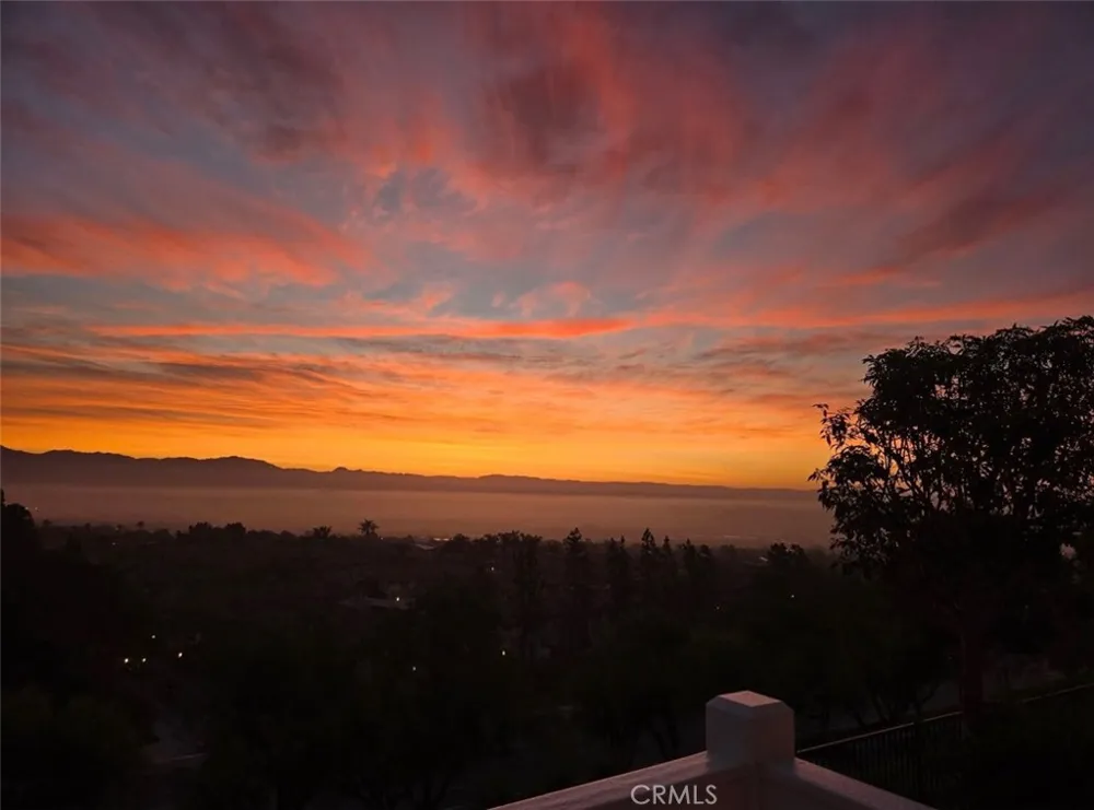 30 Groveside Drive Aliso Viejo, CA 92656