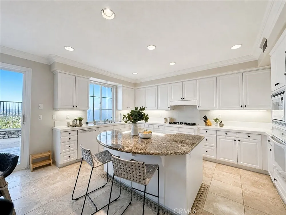 30 Groveside Drive Aliso Viejo, CA 92656