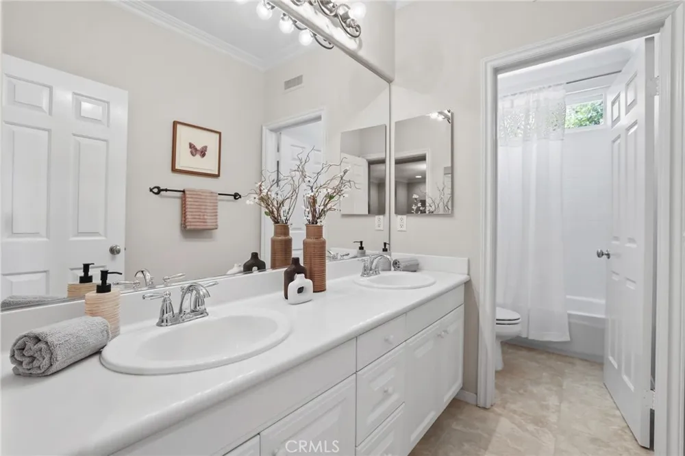 30 Groveside Drive Aliso Viejo, CA 92656