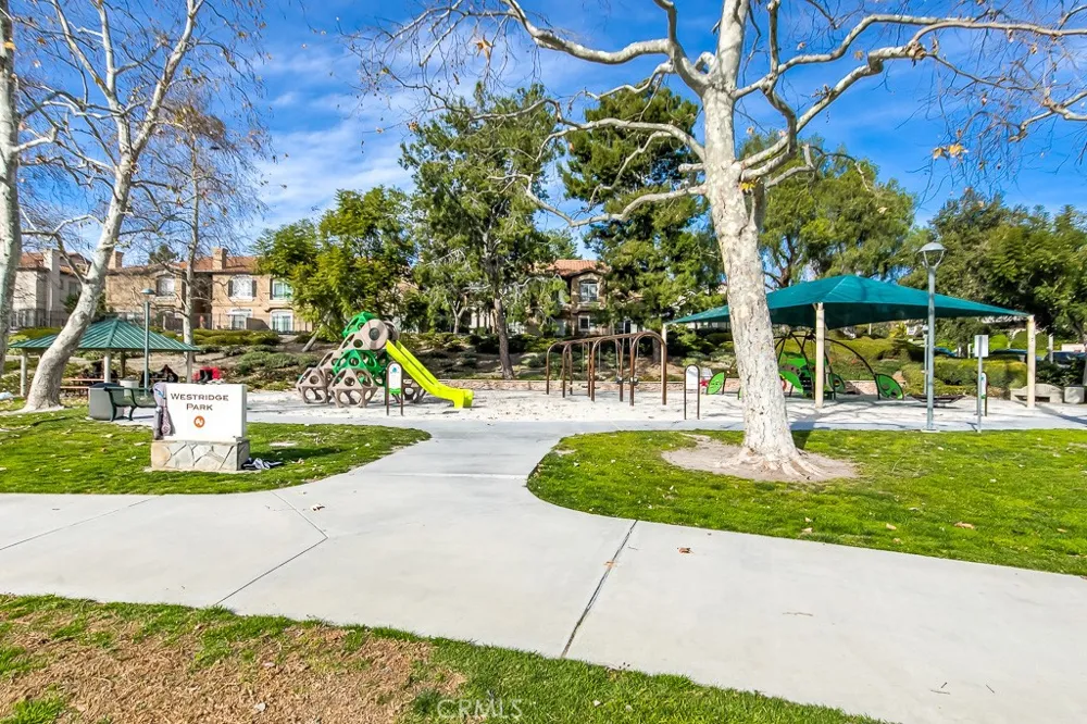30 Groveside Drive Aliso Viejo, CA 92656
