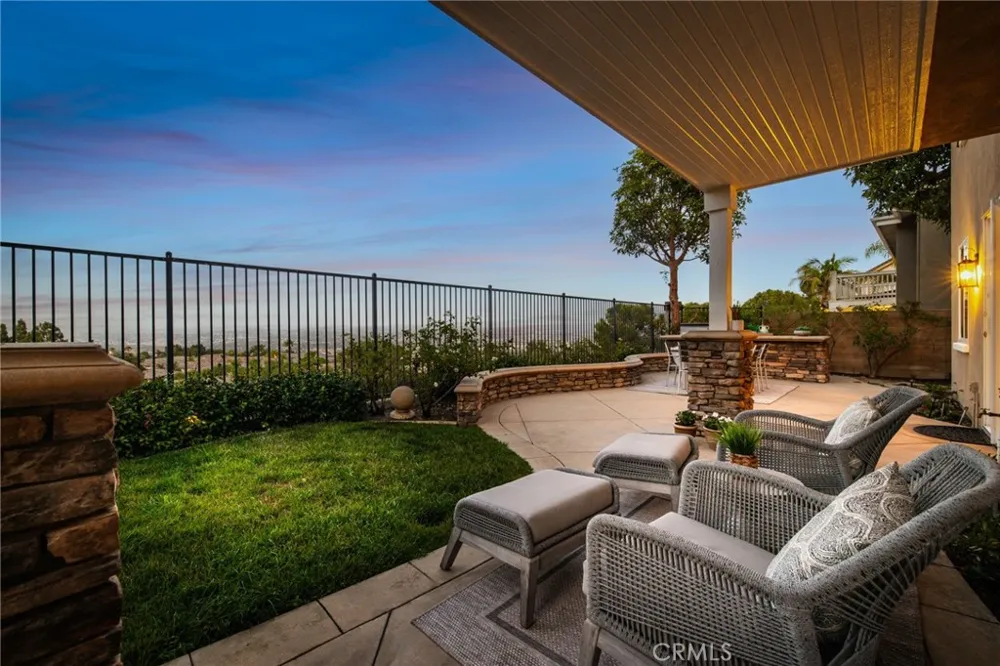 30 Groveside Drive Aliso Viejo, CA 92656