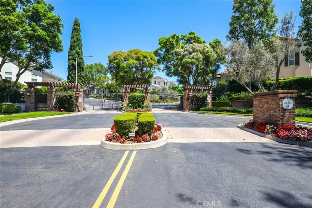 30 Groveside Drive Aliso Viejo, CA 92656