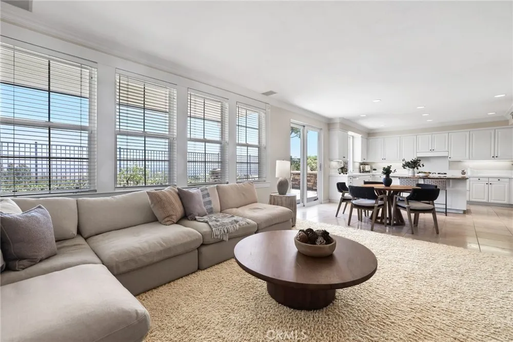 30 Groveside Drive Aliso Viejo, CA 92656