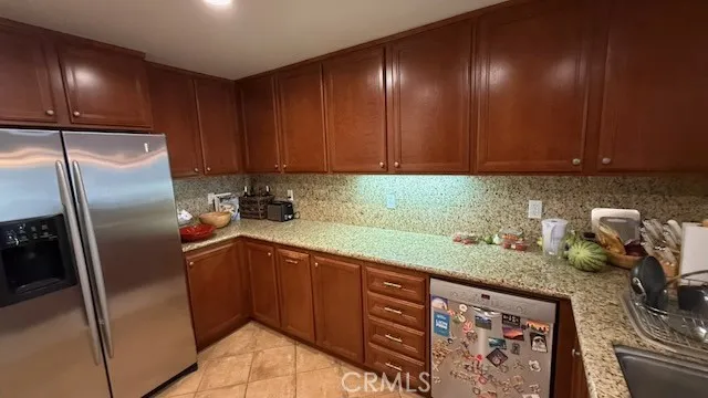 231 Lonetree Irvine, CA 92603