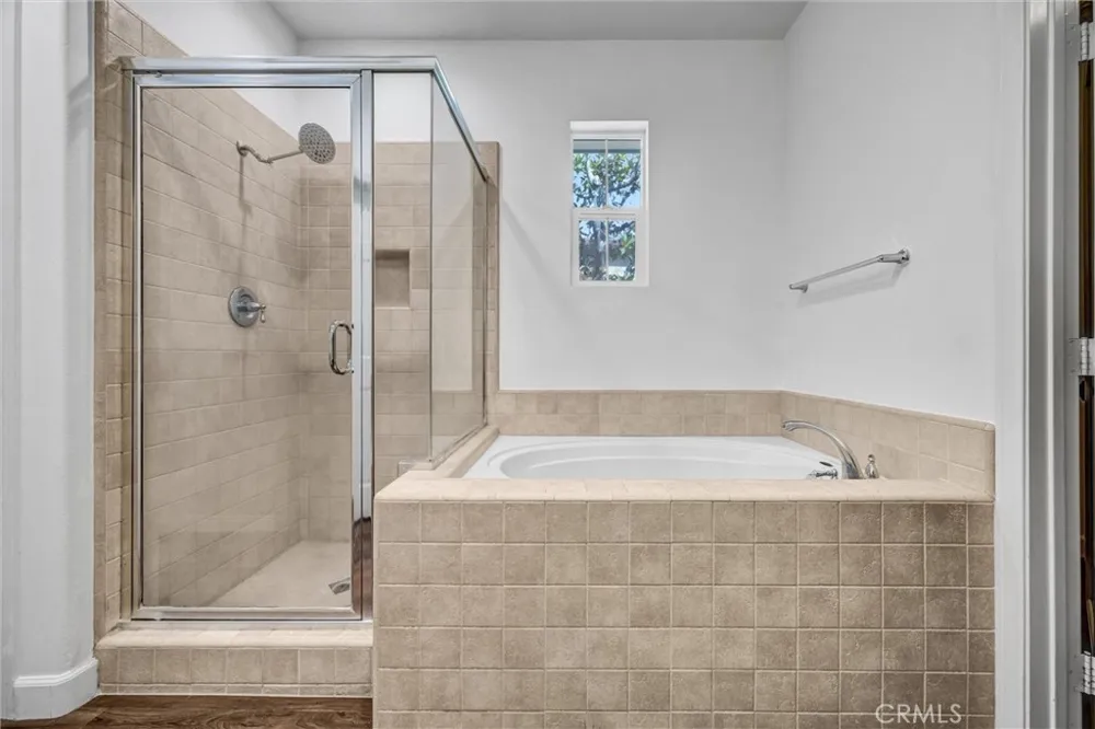 231 Lonetree Irvine, CA 92603