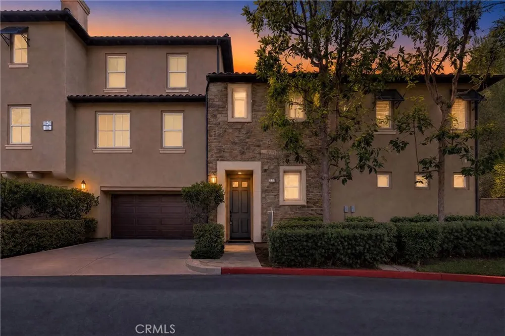 231 Lonetree Irvine, CA 92603