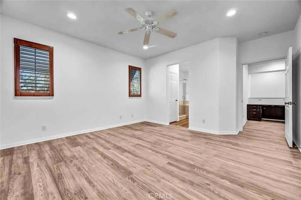 231 Lonetree Irvine, CA 92603