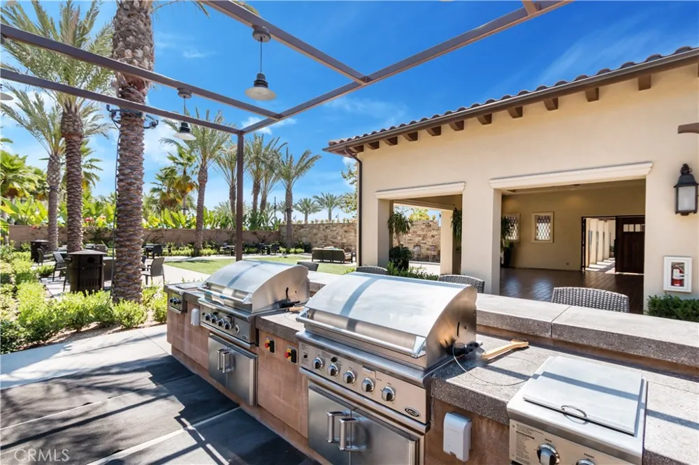33 Fuchsia Lake Forest, CA 92630