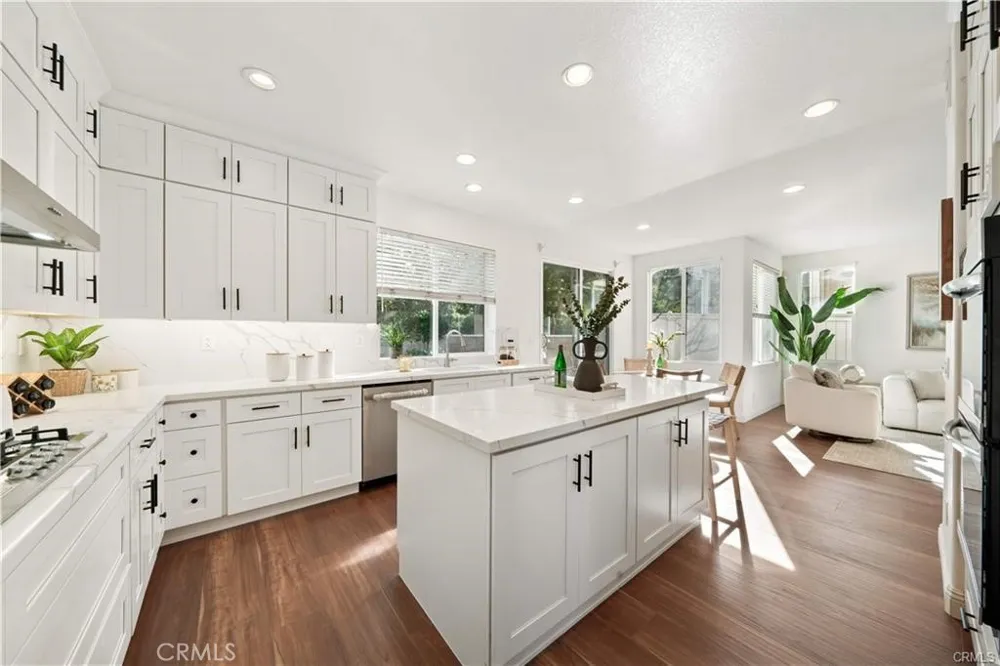 3271 Willow Hollow Chino Hills, CA 91709