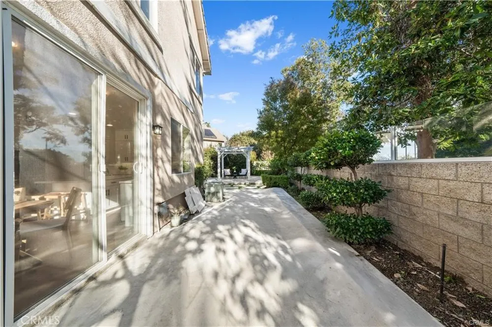 3271 Willow Hollow Chino Hills, CA 91709