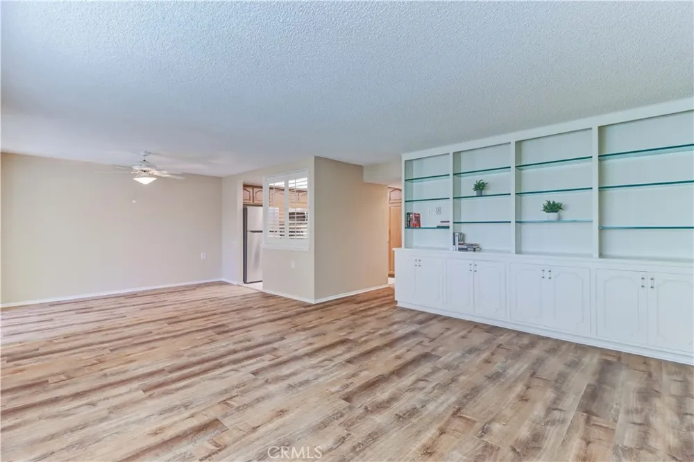 3500 Bahia Blanca W #3B Laguna Woods, CA 92637