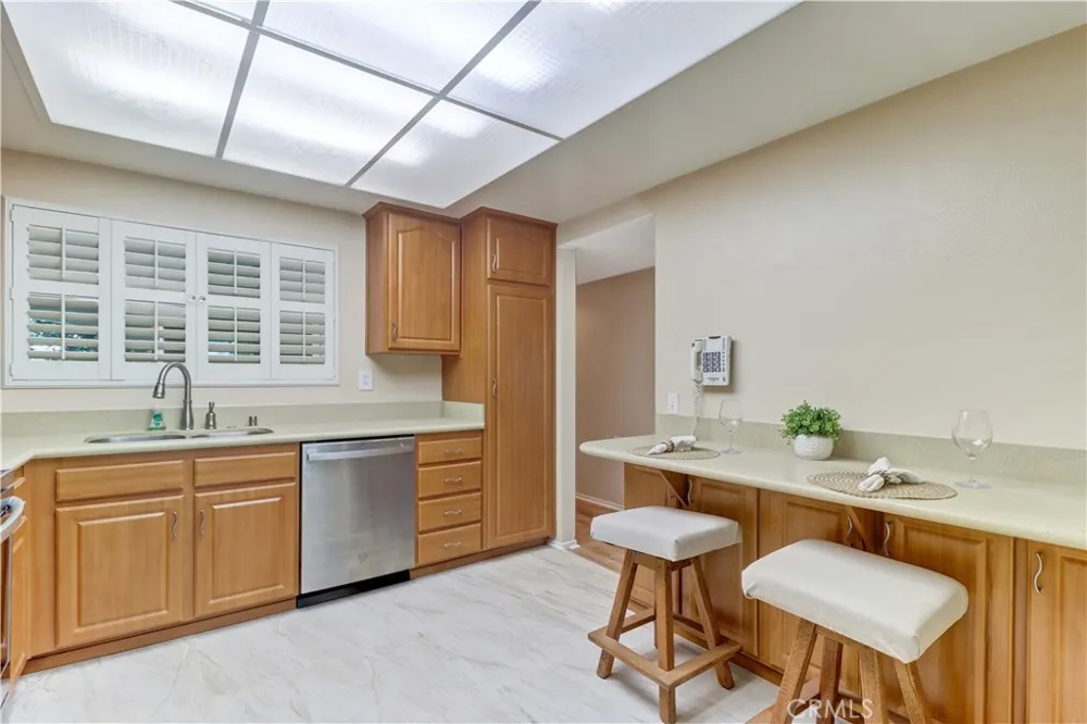 3500 Bahia Blanca W #3B Laguna Woods, CA 92637