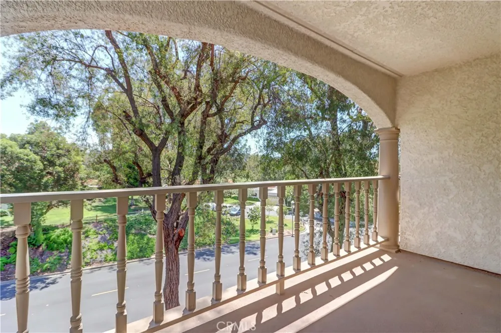 3500 Bahia Blanca W #3B Laguna Woods, CA 92637