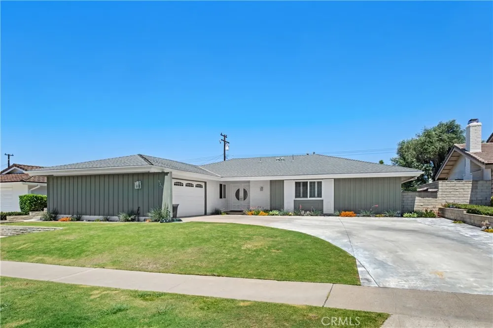 933 Boxwood Avenue Fullerton, CA 92835