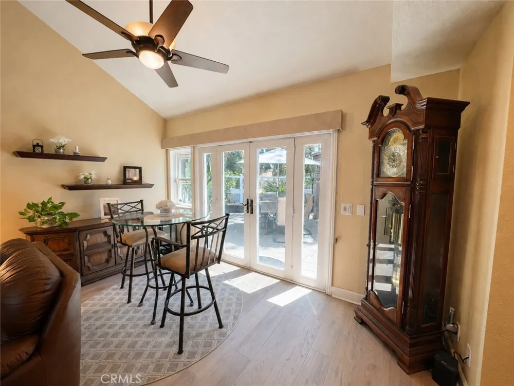 35 Pepperwood Aliso Viejo, CA 92656